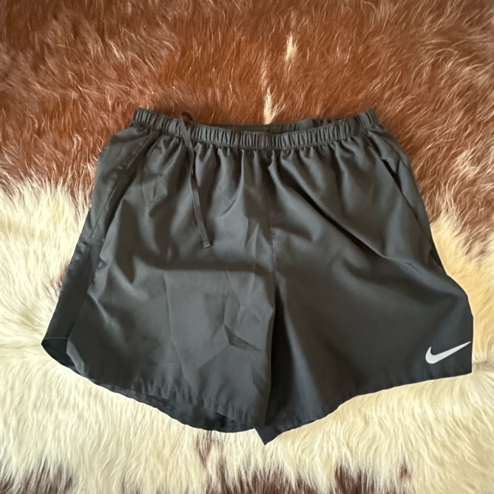 Nike Men’s Charcoal Gray Athletic Shorts